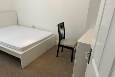 1 bed flat, Addison Road, Flat 4, North Hill, Plymouth, PL48LL - Image 5